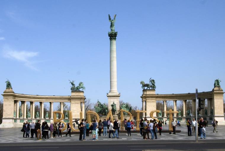 Október a kortárs kultúra jegyében (x)