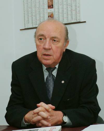 Elhunyt Mózes Árpád