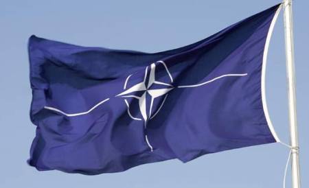 Ellenzi a koszovói erők visszavonását a NATO