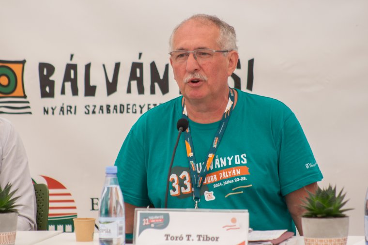 „Tusványos nem lehet ellenzékben”. Új korszak előtt a 35 éves szabadegyetem
