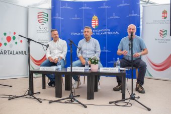 Az identitás erősítésében fontos szerepet játszanak a támogatások