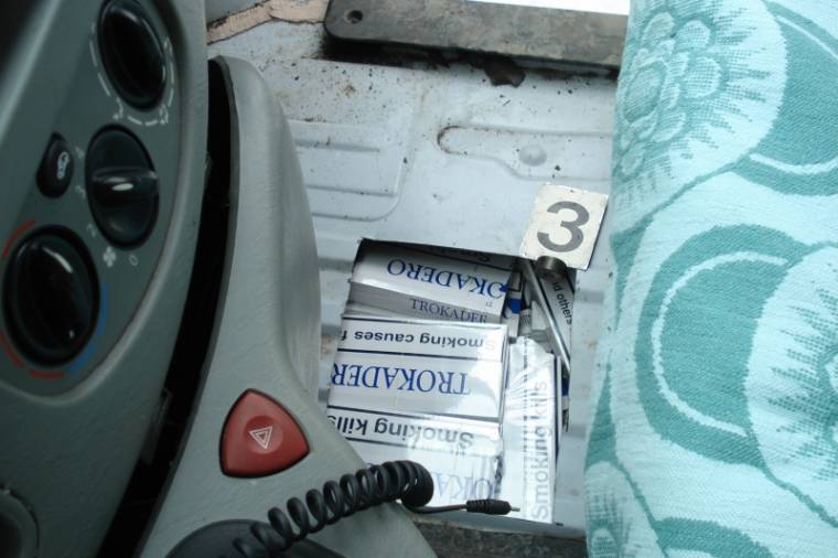 Cigarettacsempészeket fogtak