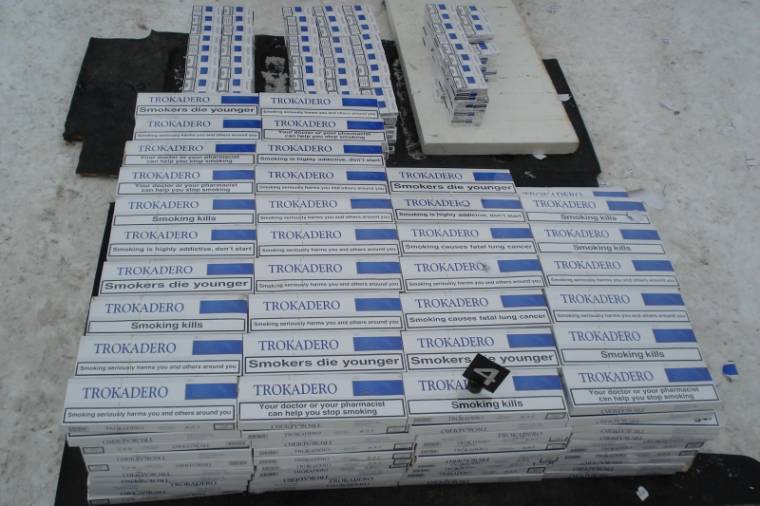 Több mint ötezer csomag cigarettát foglaltak le