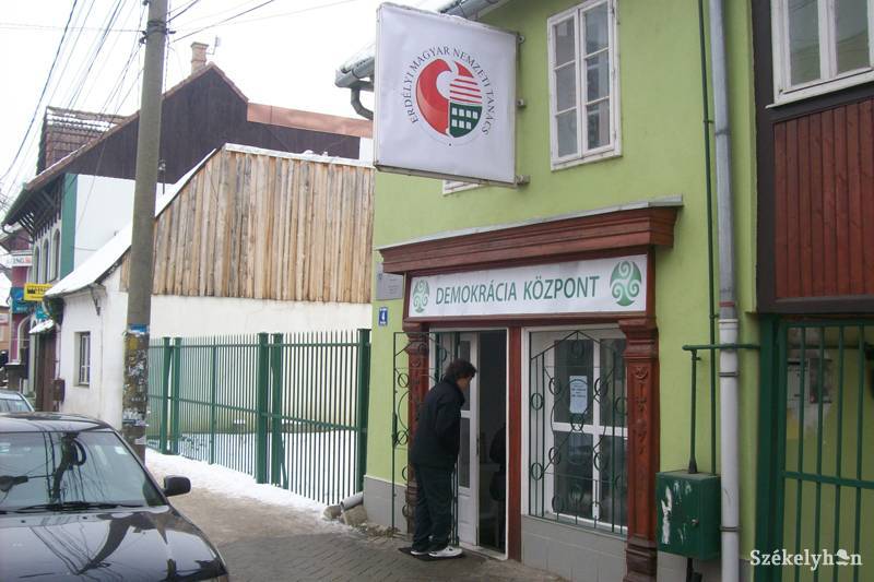 •  Fotó: Antalfi József