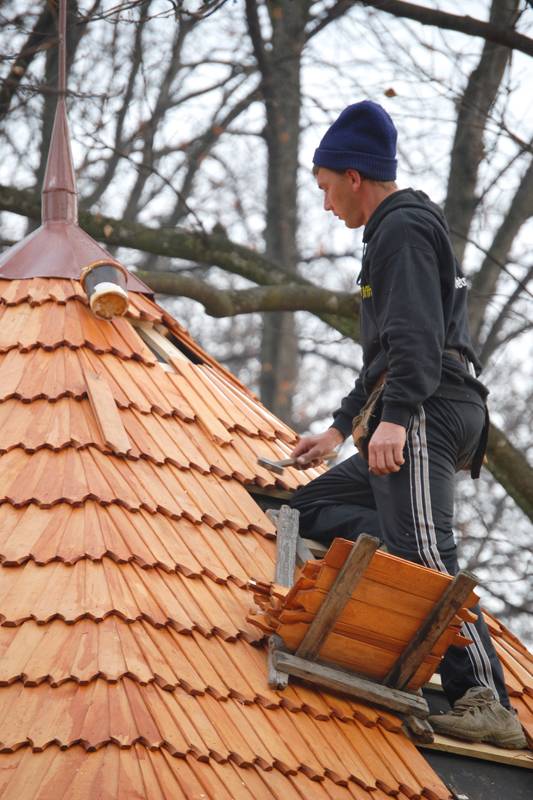 Elkészült az új filagória az udvarhelyi központi parkban