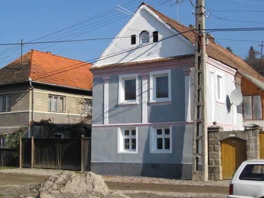 Faluképvédelem Lövétén: a látszat nem csal