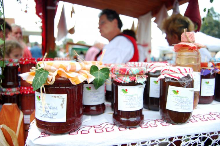 Háromnapos vigadalom gyümölcseinkért