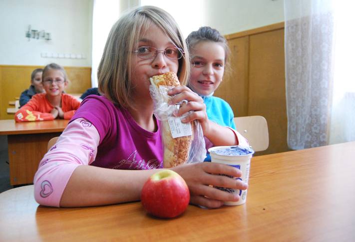 A tej és kifli mellett, alma is lesz?