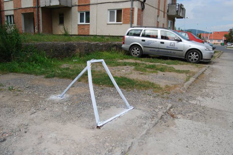 Még mindig vannak 
