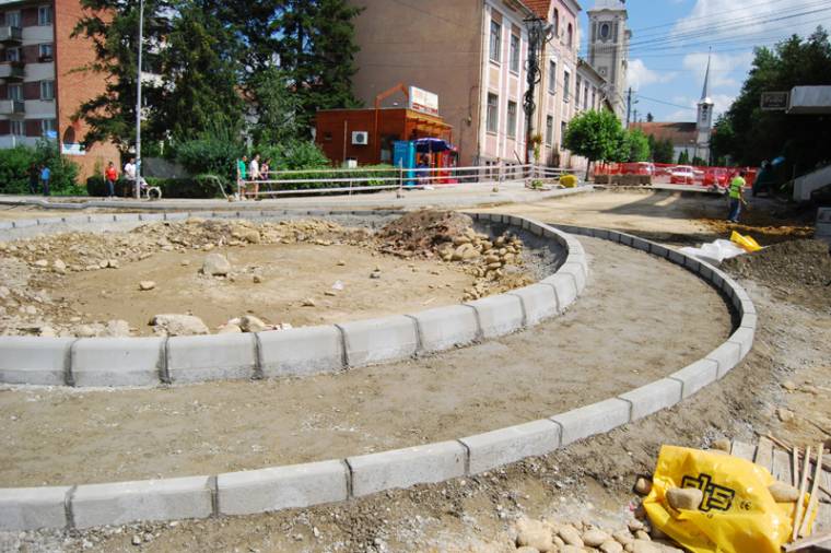 Látszik már a körforgalom íve