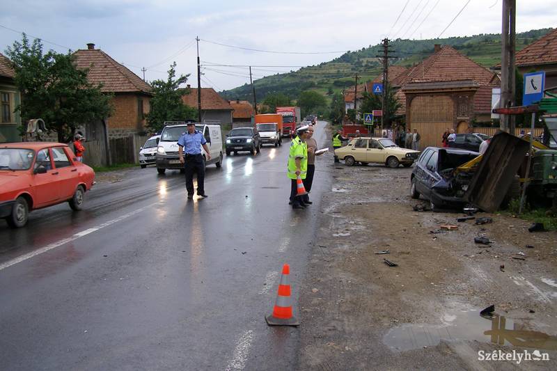 •  Fotó: Józsa Jenő