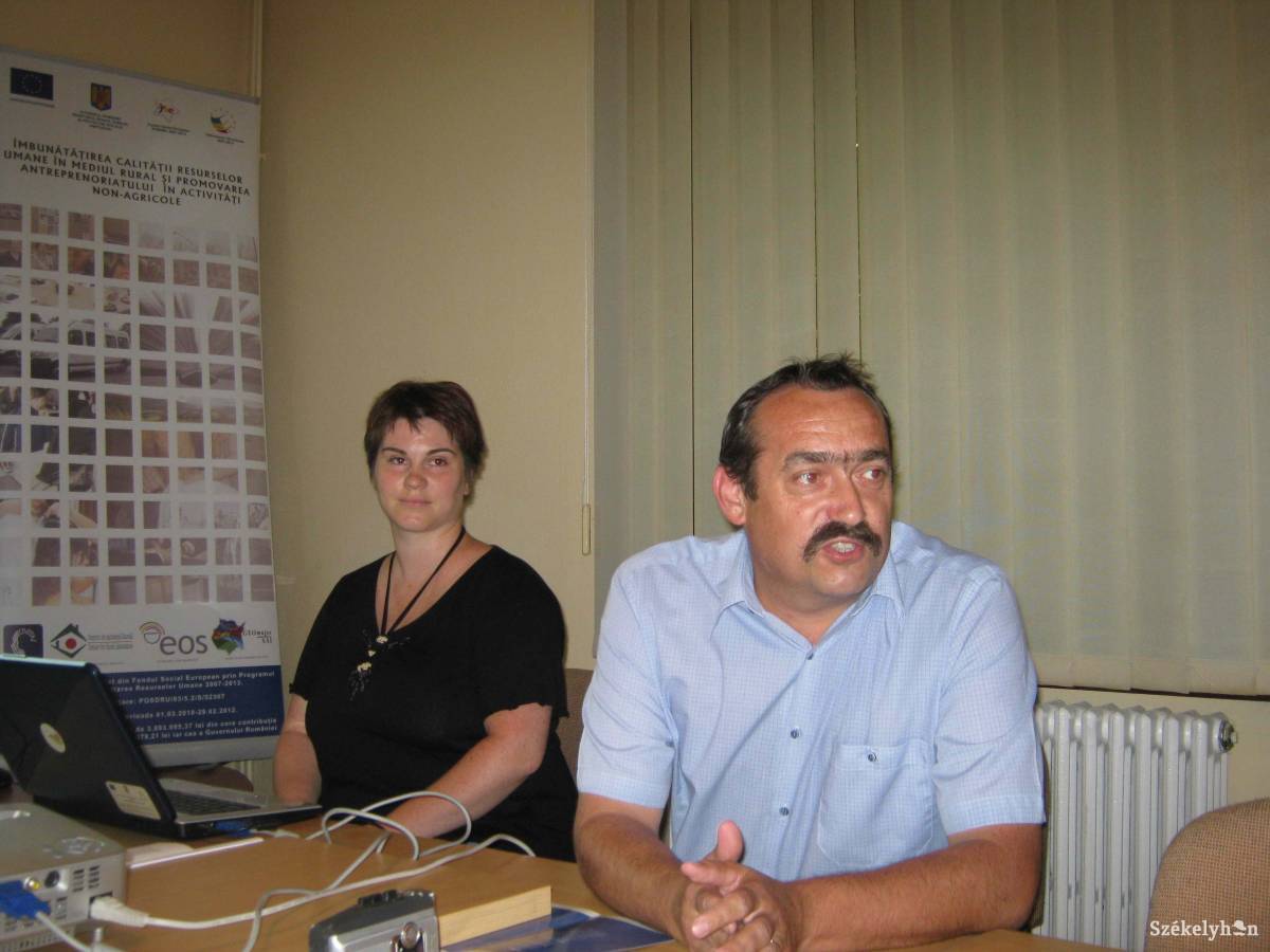 •  Fotó: Antalfi József