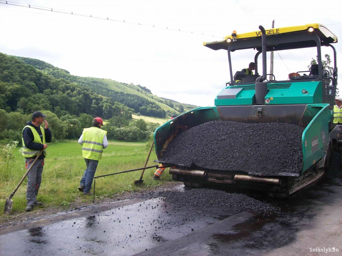 •  Fotó: Antalfi József