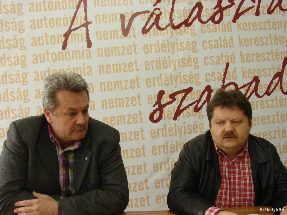 •  Fotó: Antalfi József