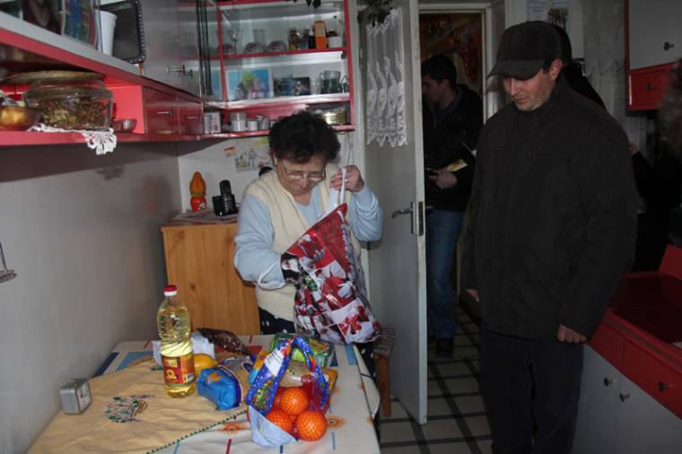 Karácsonyi meglepetés kisnyugdíjasoknak