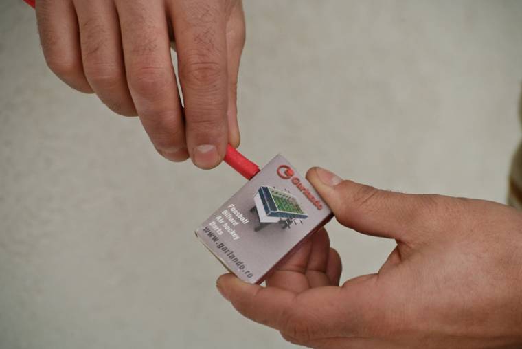 Petárdázás: veszélyes, jogi következményekkel járhat, mégis csinálják