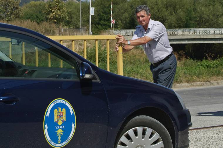 Nem számolják fel a vámhivatalt