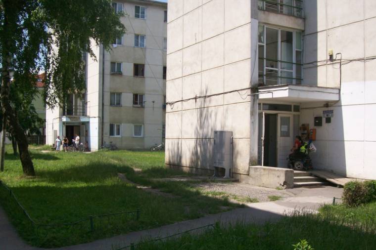 Továbbra is meleg víz nélkül