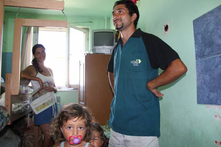 Visszaköltözött a kilakoltatott család