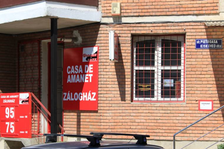 Rablási kísérlet a Kisköved utca sarkán