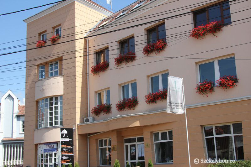 &bullet;  Fotó: ifj. Farkas Antal