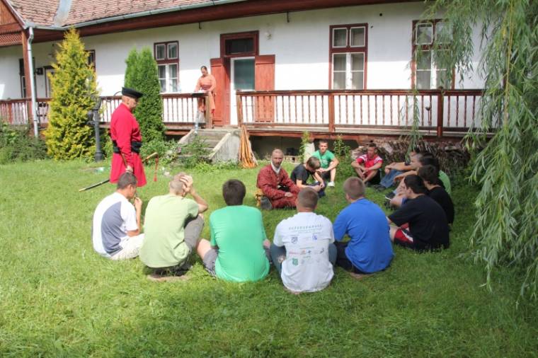 Gyakoroltak a darabontok