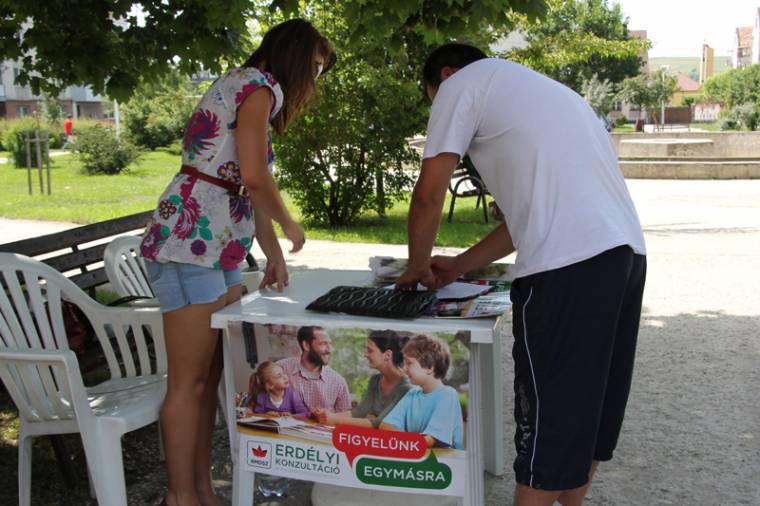 Erdélyi Konzultáció: közel ezer kérdőívet töltöttek ki Székelyudvarhelyen
