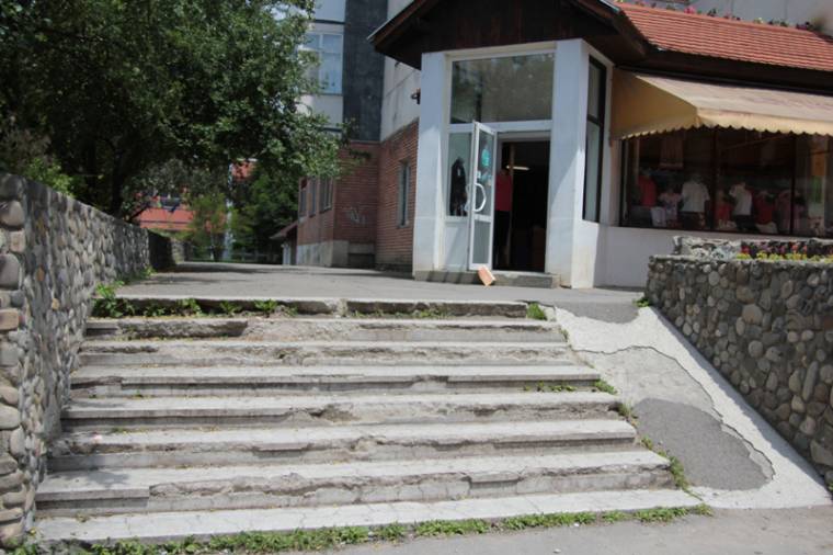 Javításra várnak a lépcsők