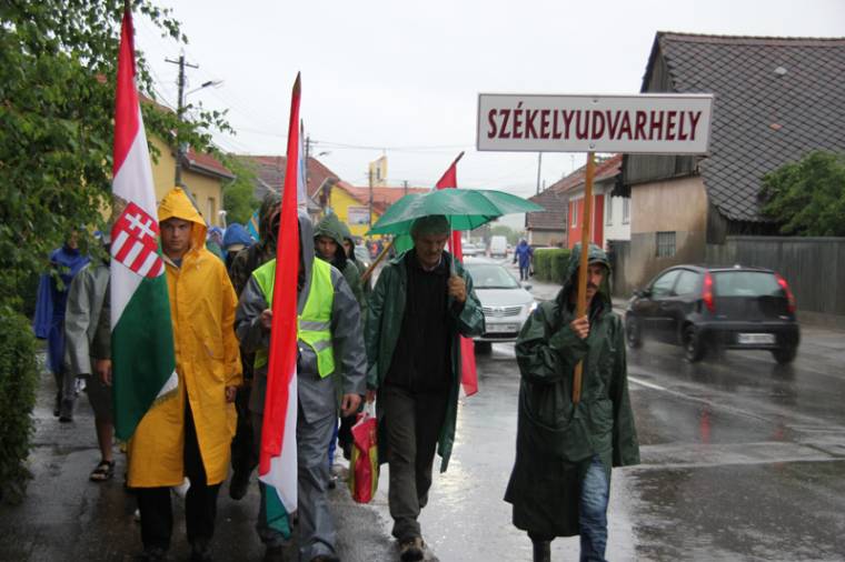 Úton a székelyudvarhelyi zarándokok