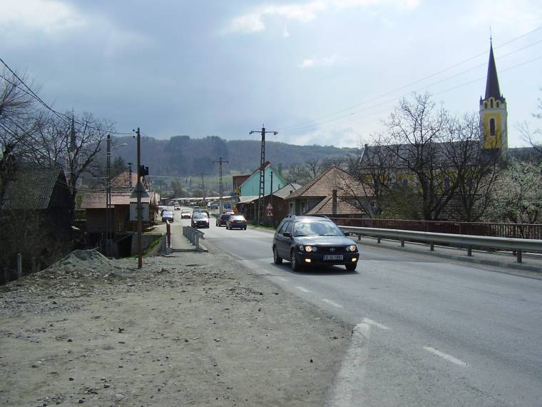 Balesetmentesíteni kell Korond főútját