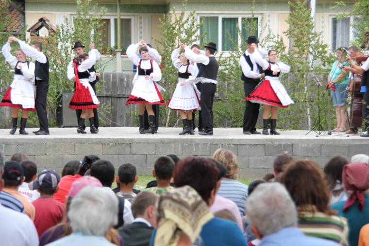 Békebeli nárciszfesztivál Homoródoklándon