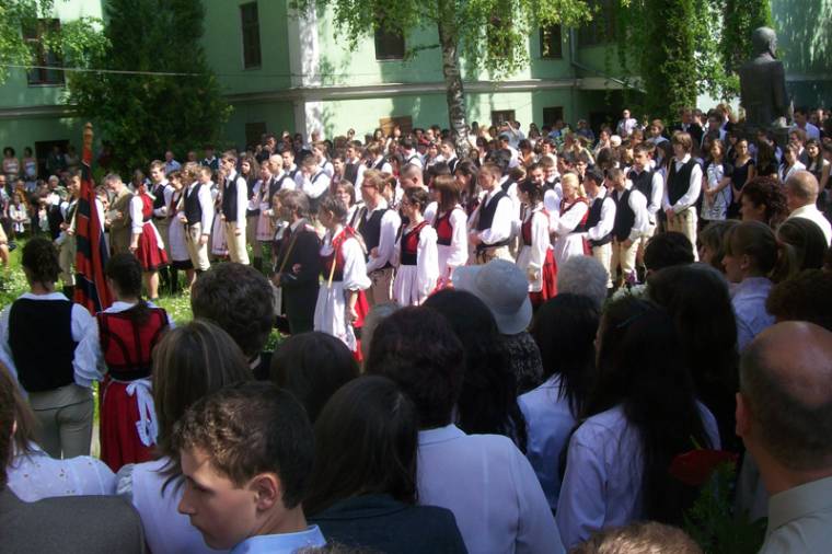 Búcsú az alma matertől