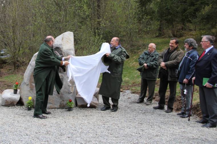 Széchenyi-emlékművet avattak Ivóban