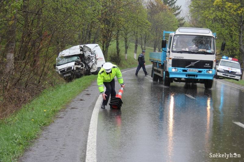 &bullet;  Fotó: Pál Gábor