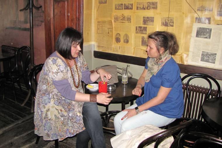 Szamárfülesre lapozták a válságmenedzsert