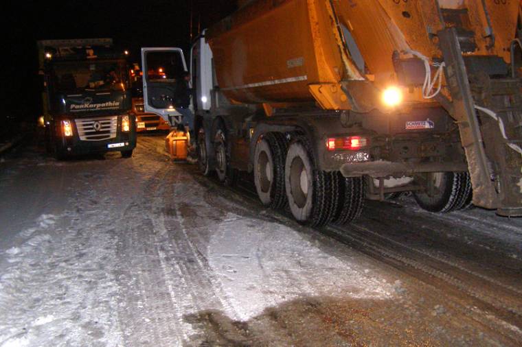 Hóval, hideggel erősített a tél