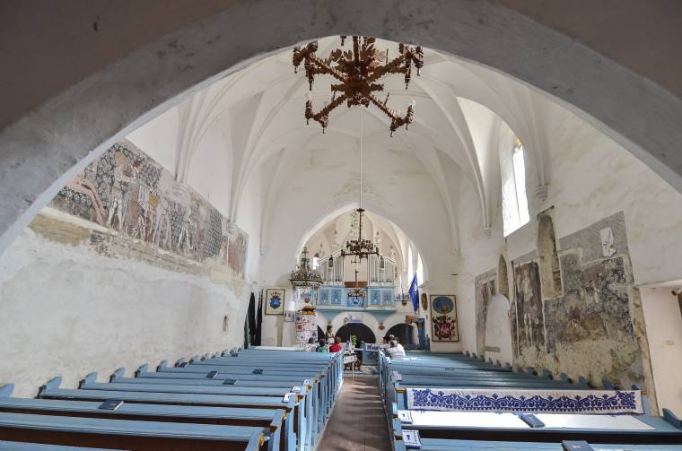 Közel 400 ezer lej a székelyderzsi vártemplomnak