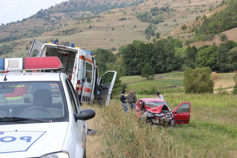 Beteget szállító mentőautóval ütközött