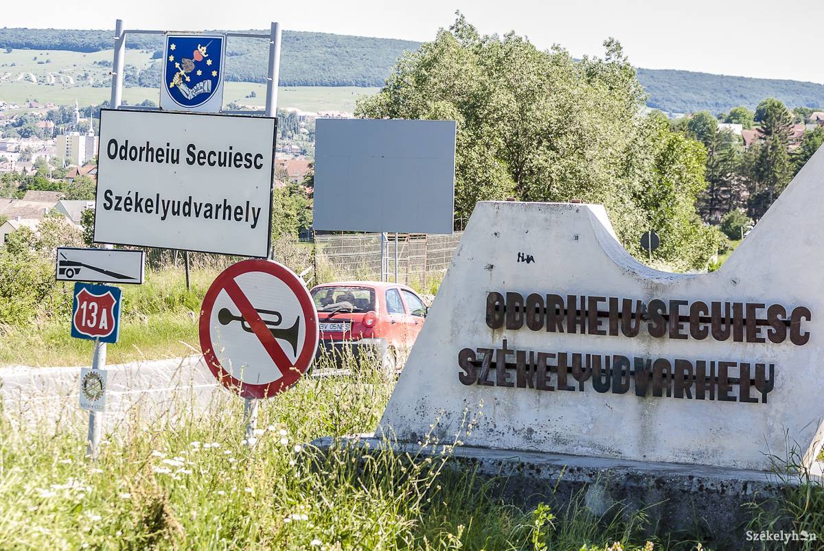 Egyelőre nem hagyhatják el a várost •  Fotó: Veres Nándor