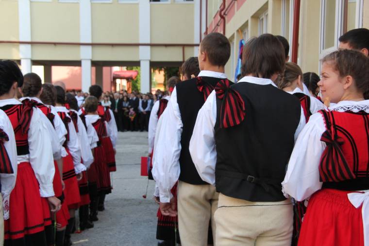 Munkanélküliekké válnak a friss diplomások