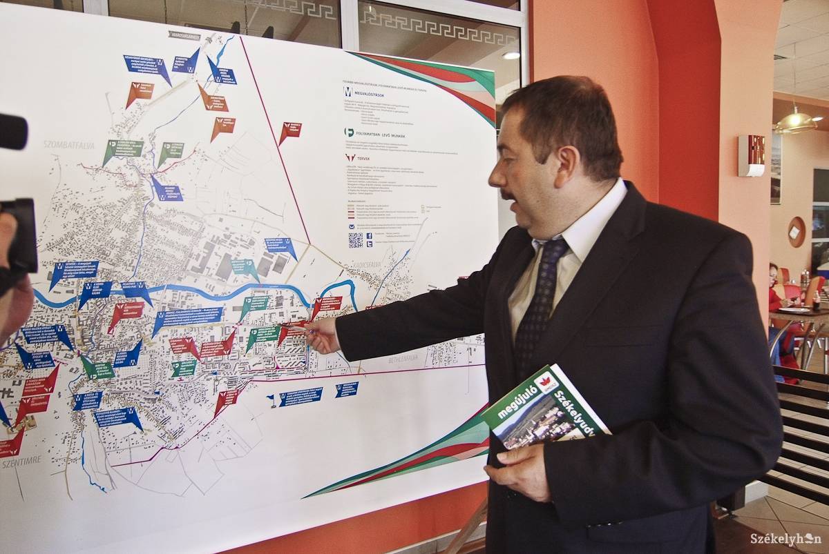 &bullet;  Fotó: Veres Nándor