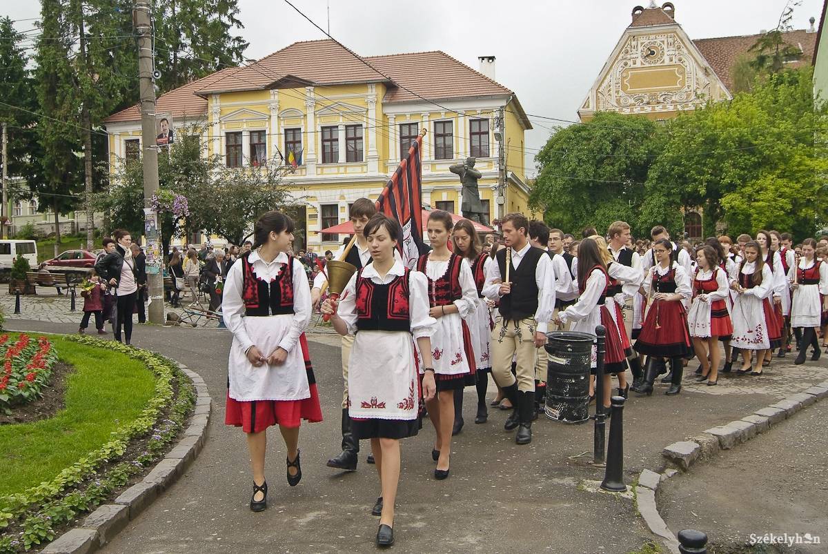 &bullet;  Fotó: Veres Nándor