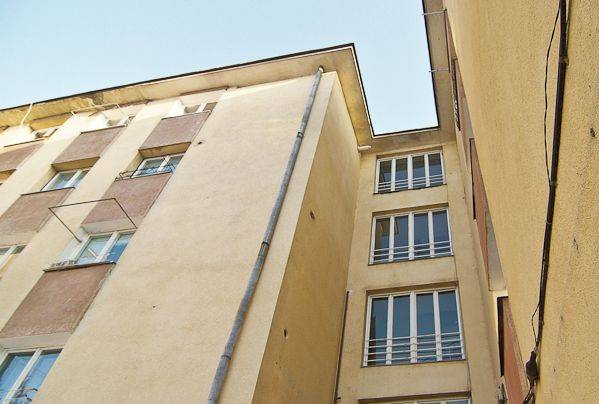 A kagylón folyik le a nyugdíj és a lakás ára