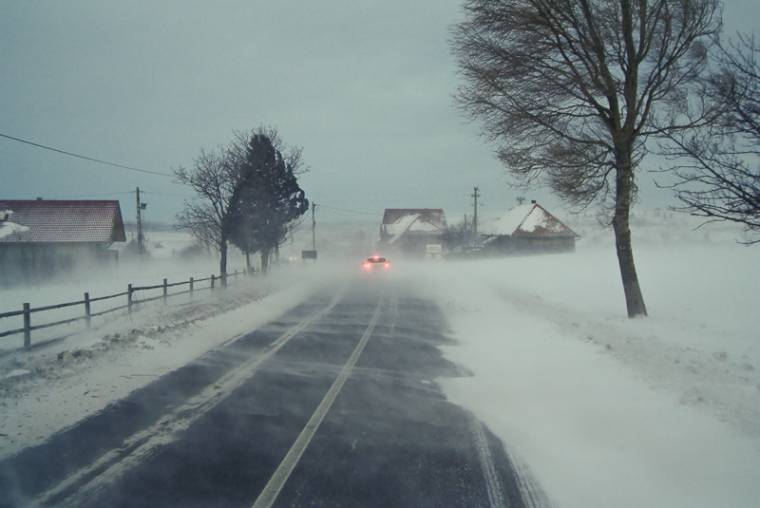 Viharos erejű szél és hófúvás várható Székelyföldön