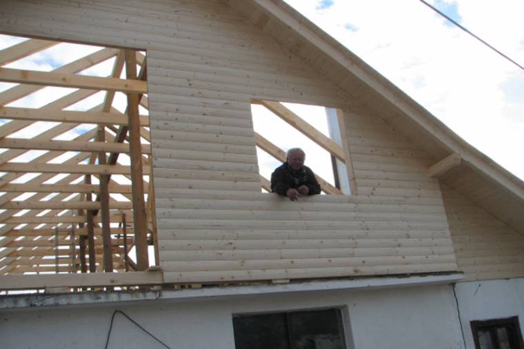 Közösségi segítséggel építkezik újra az Artera