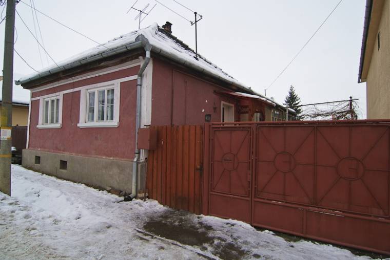 Pisztolyt foglaltak le egy házkutatás során