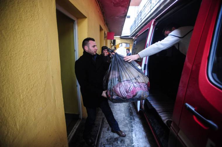 Rászorulókon segítenek