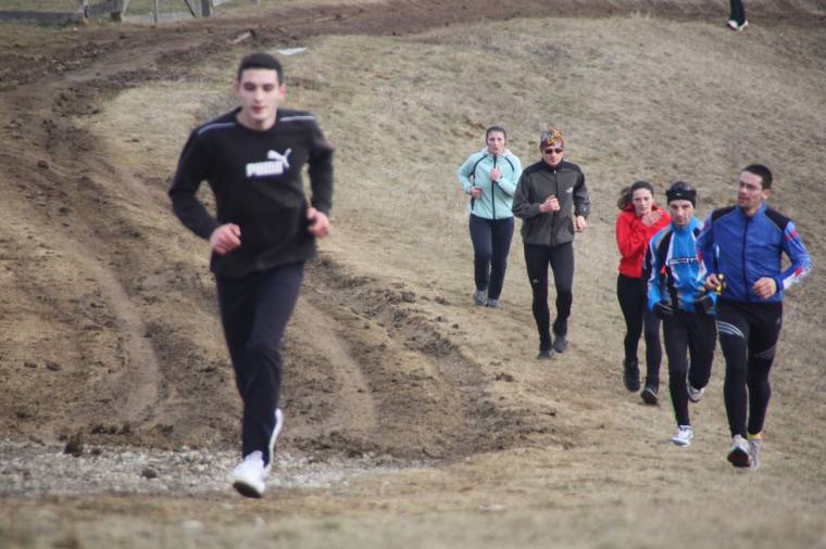 Futással köszöntötték az újévet