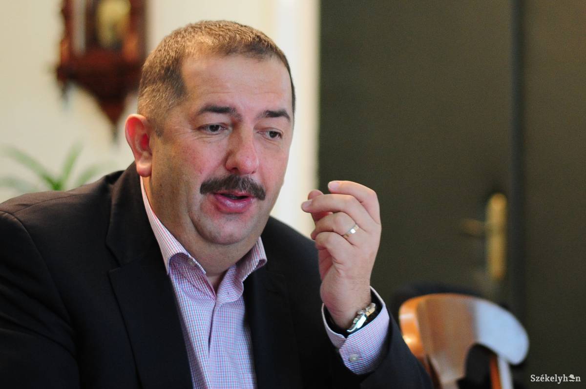 &bullet;  Fotó: Thomas Campean