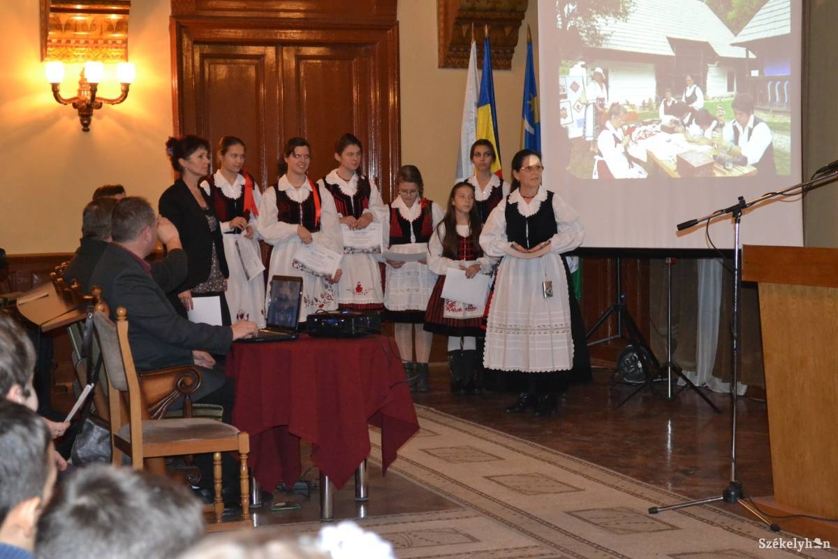 &bullet;  Fotó: Nagyálmos Ildikó